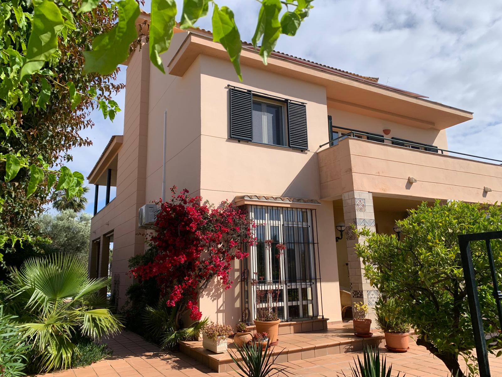 Villa Isla Canela — zwembad met uitzicht